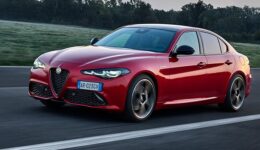 Alfa Romeo, Gelecek Modellerde Plakanın Yerini Değiştirecek!
