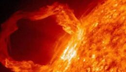 Güneş’te Üst Üste Güneş Patlamaları Yaşanıyor: 3 Ülkede Radyo Dalgaları Kesintiye Uğradı!