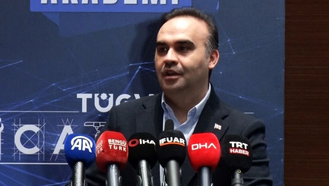 Sanayi ve Teknoloji Bakanı Fatih Kacır: Ay’a erişmeye hedefliyoruz