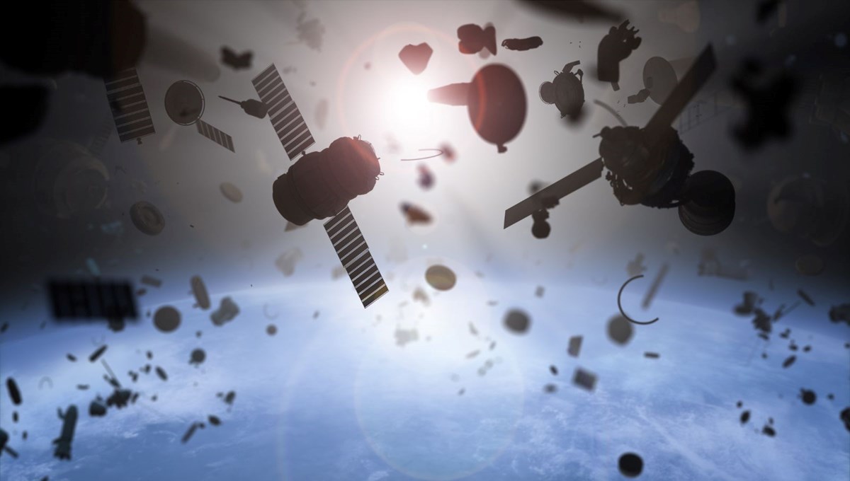 Uzay çöpü sorunu artıyor: Kenya’da bir köye roket parçası düştü