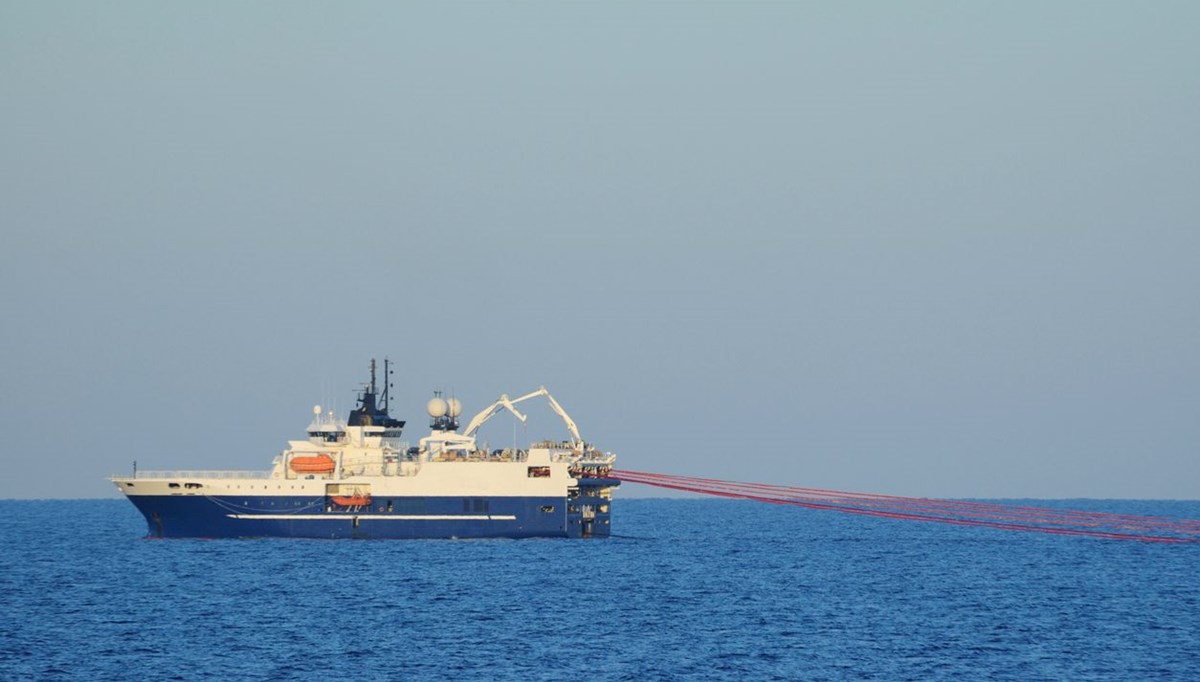 Meta’dan 5 kıtayı birbirine bağlayacak dev su altı projesi