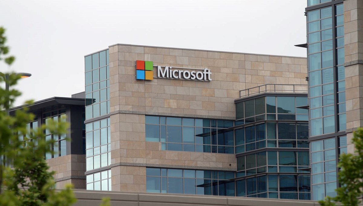 Microsoft’tan Polonya’ya 700 milyon dolarlık yatırım