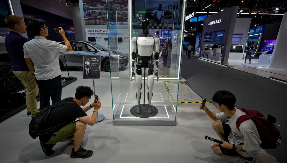 Robotları üzen ticaret savaşı: ABD-Çin gerilimi Optimus’u vurdu