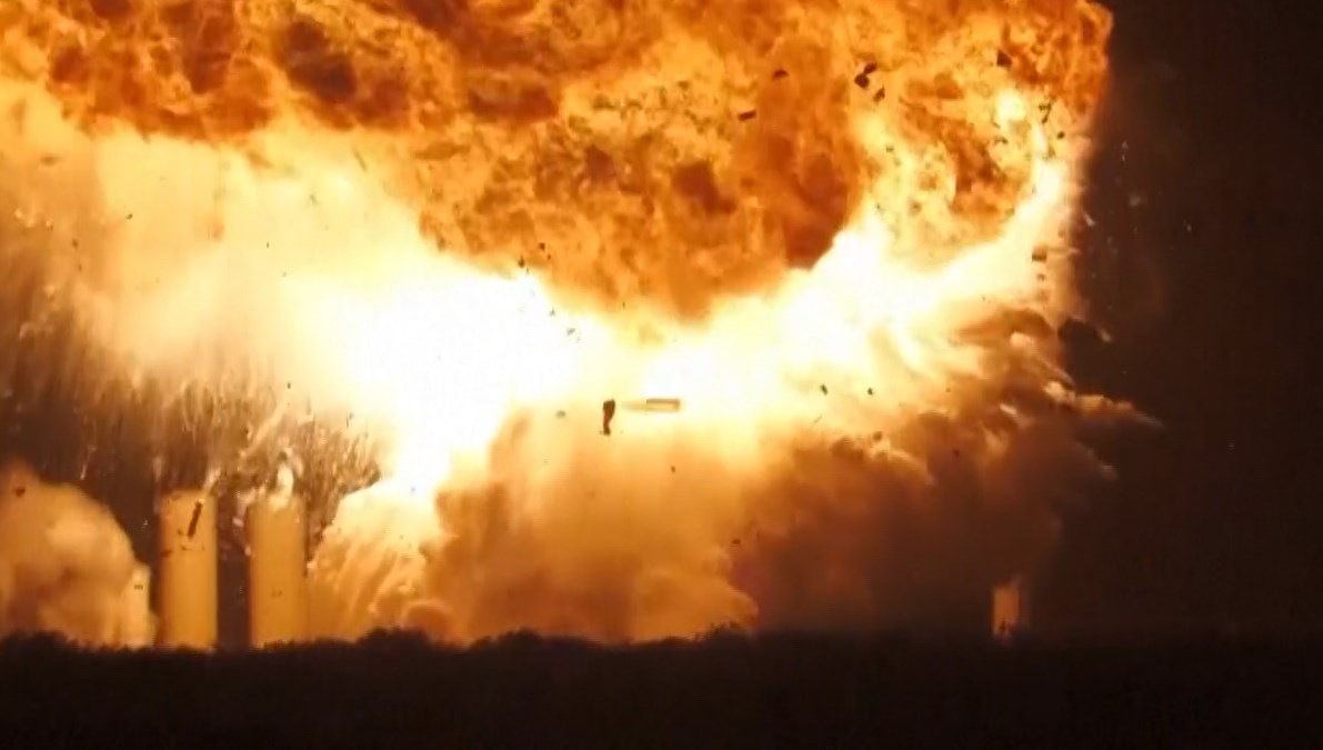 Starship böyle patladı: Musk “sadece çizik” dedi