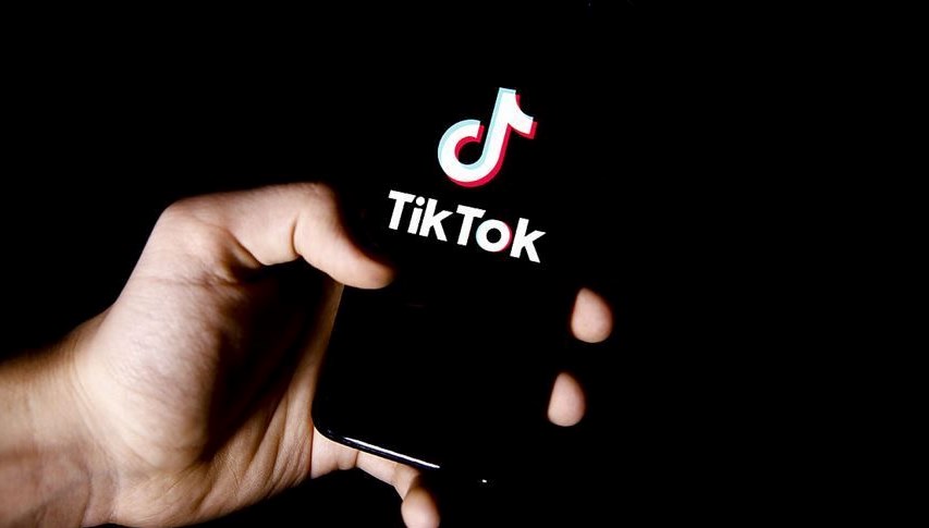 Trump’tan TikTok’a 90 gün daha süre