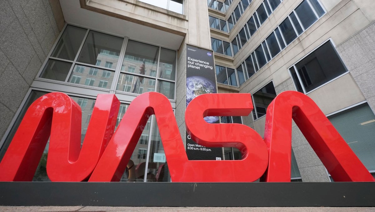 Emektar astronotlar tepkili: “NASA’yı kurtarmak için çok geç olabilir”