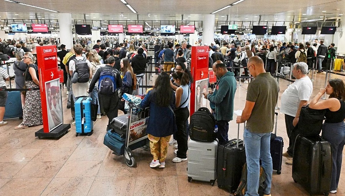 Havalimanlarında siber saldırı kaosu sürüyor: Arkasından fidye yazılımı çıktı