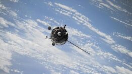 Çin, Çienfan takım uydu ağının yeni uydularını fırlattı