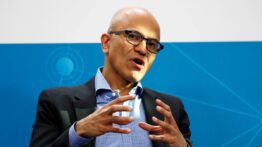 Microsoft CEO’suna rekor maaş