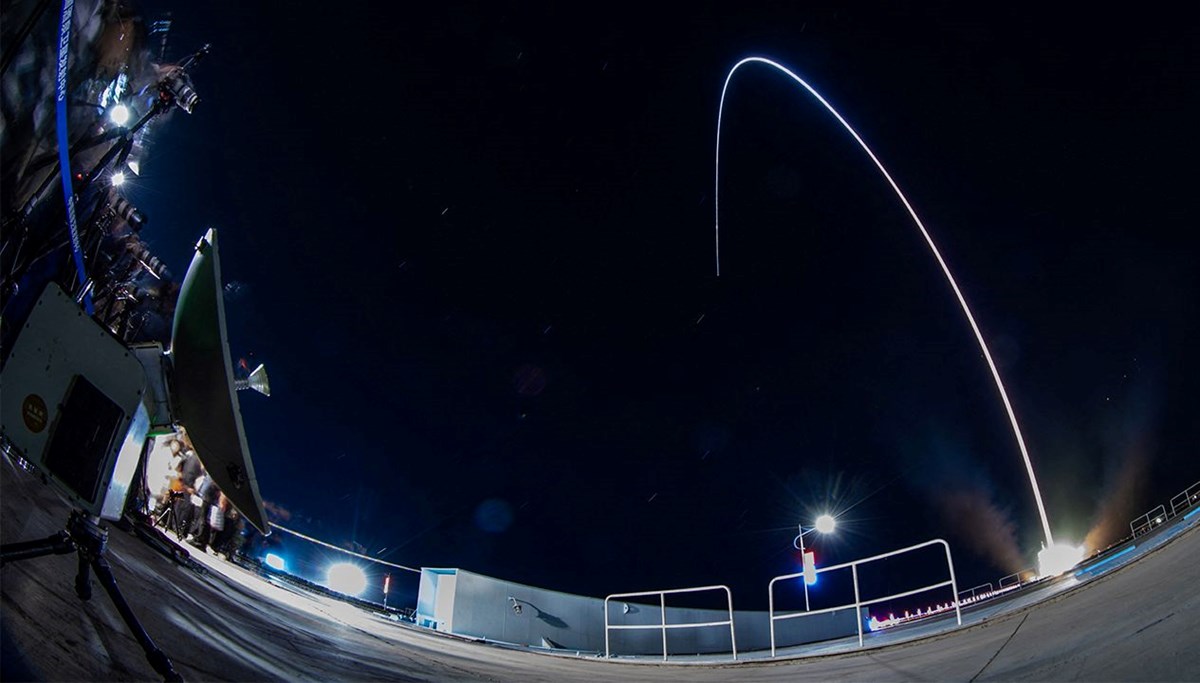 Çinli taykonotlar uzay istasyonuna ulaştı