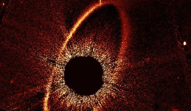 Hubble Uzay Teleskobu çekti. Kozmik çarpışmadan geriye kalanlar